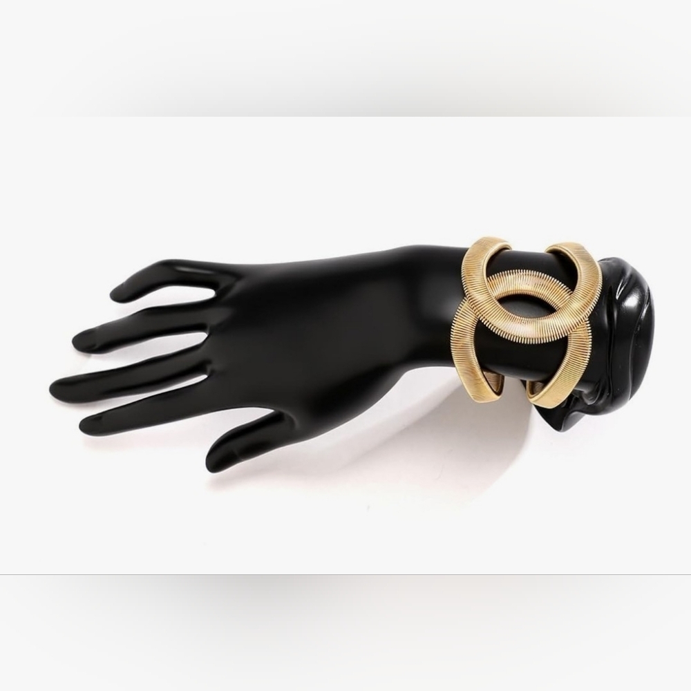 Gold Link Statement Bracelet - Women's Fashion Jewelry